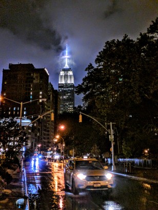 5 Weeks of Summer in New York City – A Love Story. Read the full post at The Savorist (www.thesavorist.com). Empire State Building on a rainy night, photographed by The Savorist #NewYorkCityLife #NYC #Manhattan #Travel